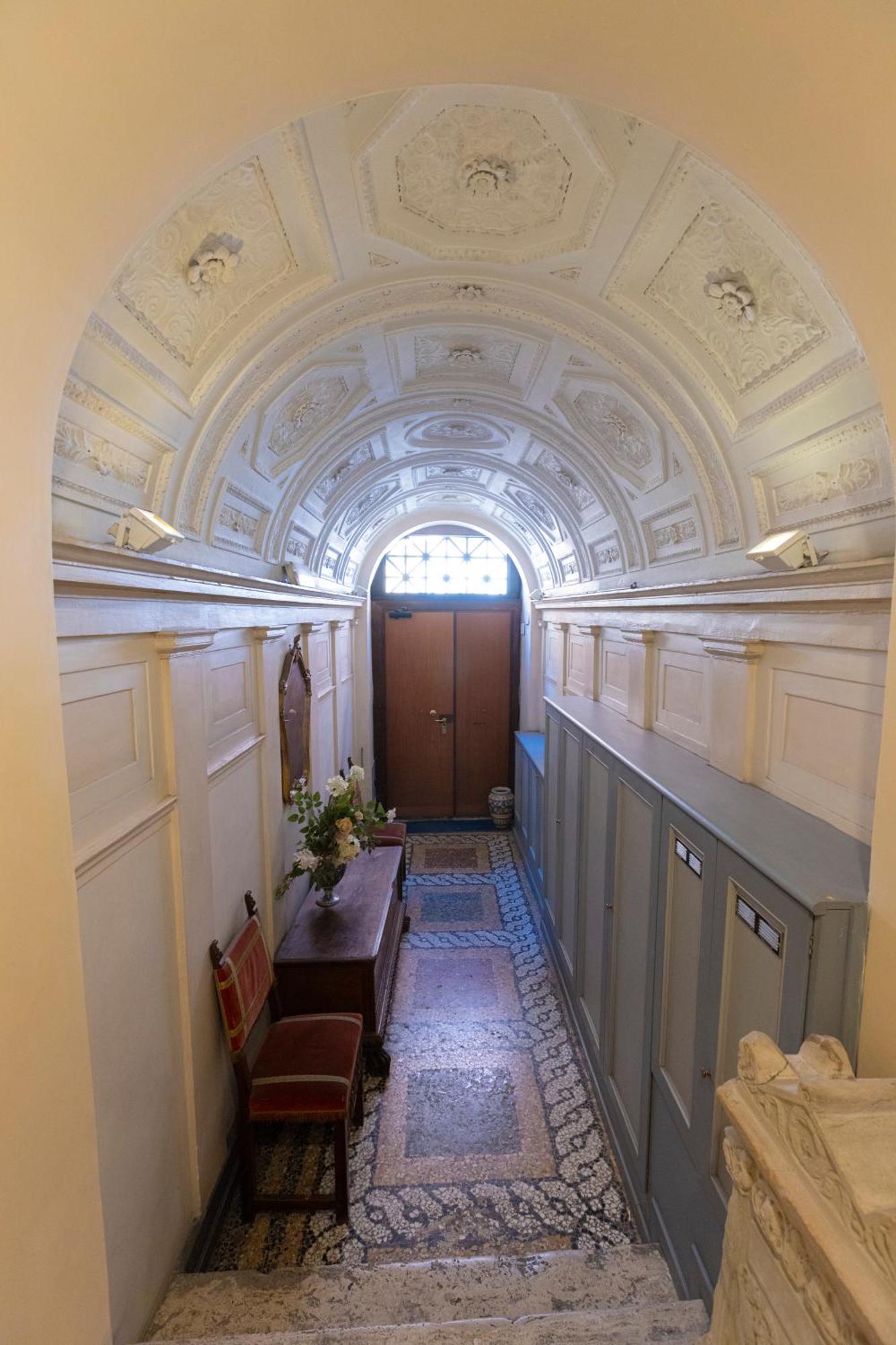 Apartment Barberini Close To Fontana Di Trevi Rom